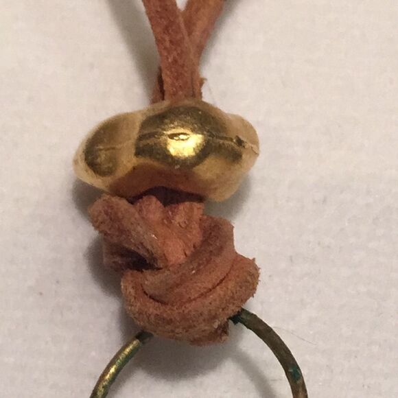 Leather and gold/silver flecked resin necklace - Picture 4 of 4